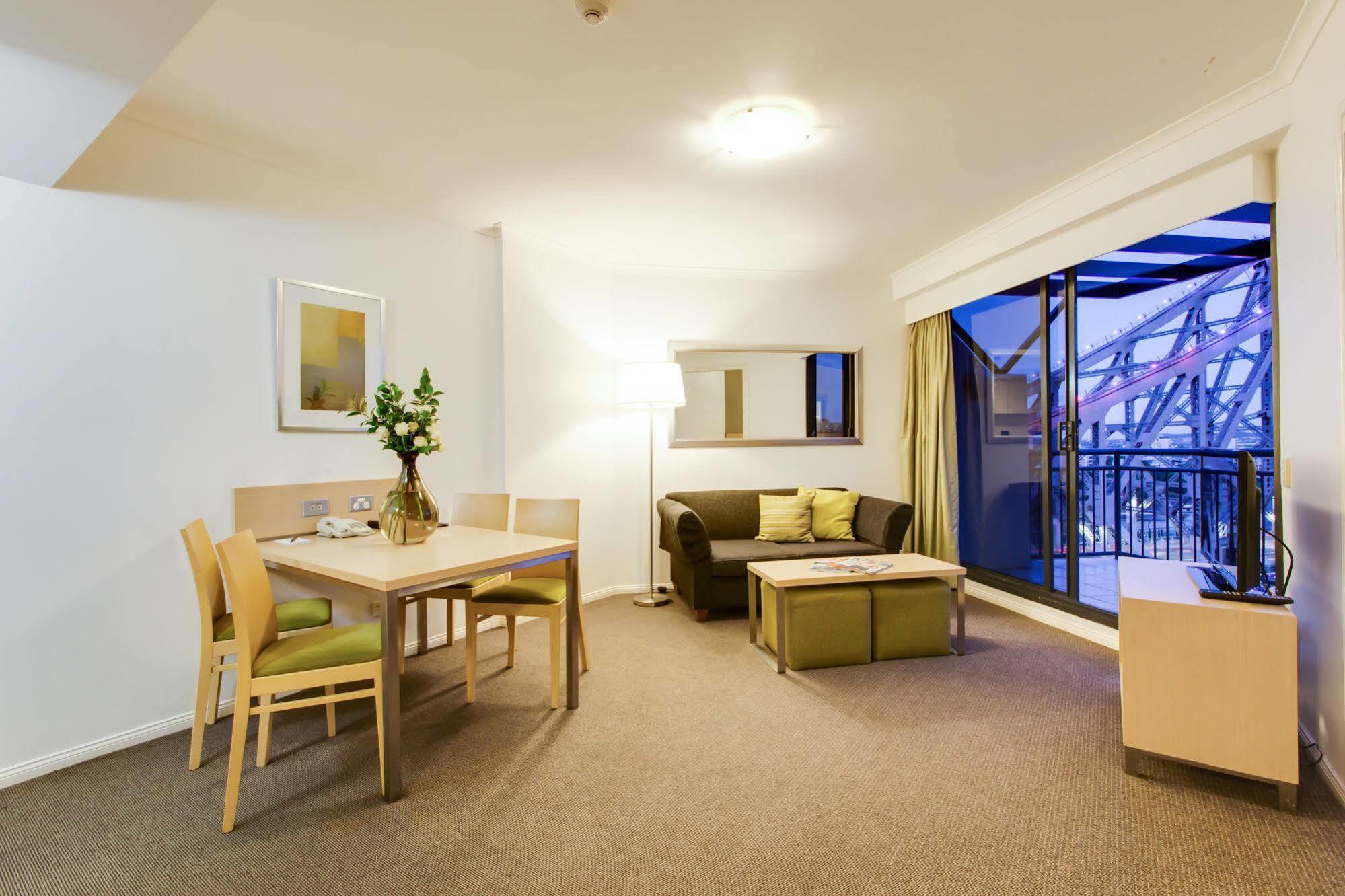 Adina Apartment Hotel Brisbane Exterior foto