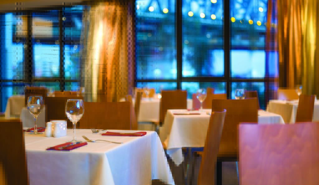 Adina Apartment Hotel Brisbane Restaurante foto